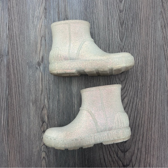 UGG Other - UGG rain boots girls size 1